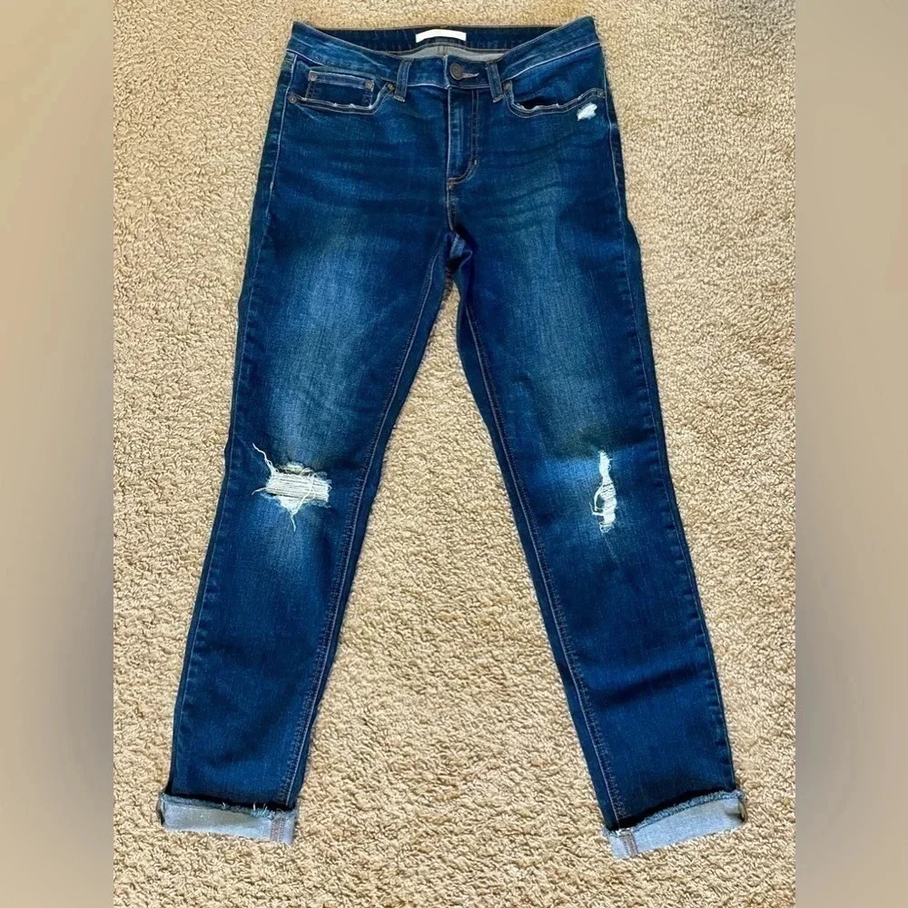 LC Distressed Skinny Jeans
